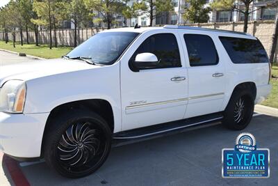 2009 GMC Yukon Denali XL NAV BK/CAM PREM WHLS HWY MILES CLEAN   - Photo 7 - Stafford, TX 77477