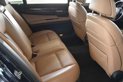 2015 BMW 750Li PREM/SPTS PKG NAV BK/CAM HWY MILES NEW TRADE   - Photo 37 - Stafford, TX 77477