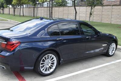 2015 BMW 750Li PREM/SPTS PKG NAV BK/CAM HWY MILES NEW TRADE   - Photo 16 - Stafford, TX 77477