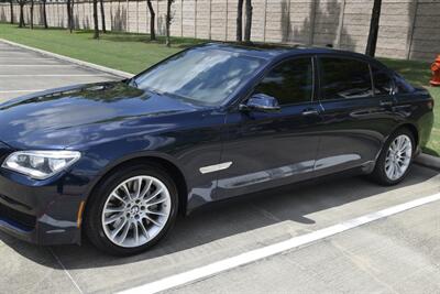 2015 BMW 750Li PREM/SPTS PKG NAV BK/CAM HWY MILES NEW TRADE   - Photo 7 - Stafford, TX 77477