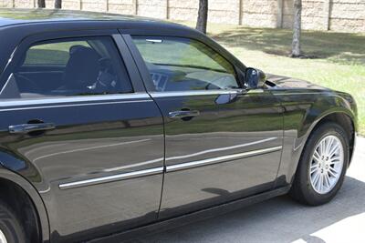 2008 Chrysler 300 Series Touring LTHR ALLOYS HWY MILES NEW TRADE IN   - Photo 18 - Stafford, TX 77477