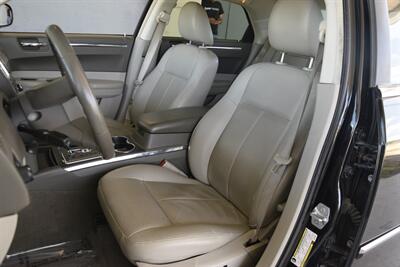 2008 Chrysler 300 Series Touring LTHR ALLOYS HWY MILES NEW TRADE IN   - Photo 31 - Stafford, TX 77477