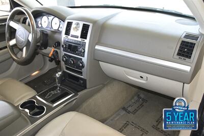 2008 Chrysler 300 Series Touring LTHR ALLOYS HWY MILES NEW TRADE IN   - Photo 29 - Stafford, TX 77477