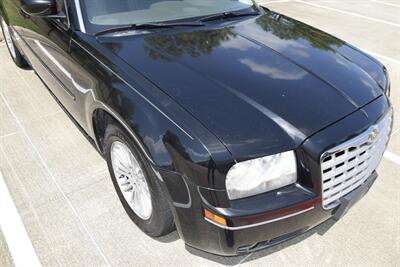2008 Chrysler 300 Series Touring LTHR ALLOYS HWY MILES NEW TRADE IN   - Photo 11 - Stafford, TX 77477
