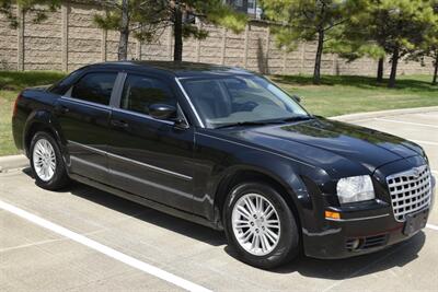 2008 Chrysler 300 Series Touring LTHR ALLOYS HWY MILES NEW TRADE IN   - Photo 4 - Stafford, TX 77477