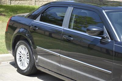 2008 Chrysler 300 Series Touring LTHR ALLOYS HWY MILES NEW TRADE IN   - Photo 8 - Stafford, TX 77477
