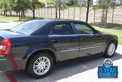 2008 Chrysler 300 Series Touring LTHR ALLOYS HWY MILES NEW TRADE IN   - Photo 16 - Stafford, TX 77477