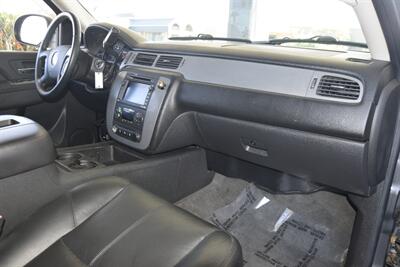 2010 Chevrolet Tahoe Z71 4X4   - Photo 29 - Stafford, TX 77477