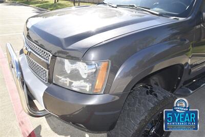 2010 Chevrolet Tahoe Z71 4X4   - Photo 10 - Stafford, TX 77477