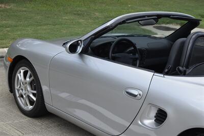 1997 Porsche Boxster 5SPD MANUAL w/HARD TOP HWY MILES FRESH TRADE   - Photo 23 - Stafford, TX 77477