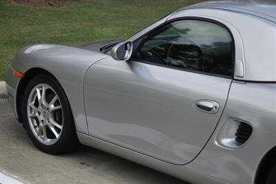 1997 Porsche Boxster 5SPD MANUAL w/HARD TOP HWY MILES FRESH TRADE   - Photo 17 - Stafford, TX 77477