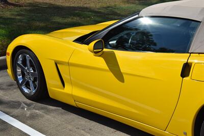 2007 Chevrolet Corvette CONVERTIBLE AUTOMATIC BEST COLOR COMBO 71K MILES   - Photo 17 - Stafford, TX 77477