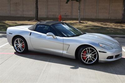 2005 Chevrolet Corvette CONVERTIBLE 6SPD MANUAL 57K LOW MILES NEW TRADE IN   - Photo 21 - Stafford, TX 77477