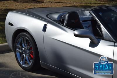 2005 Chevrolet Corvette CONVERTIBLE 6SPD MANUAL 57K LOW MILES NEW TRADE IN   - Photo 8 - Stafford, TX 77477