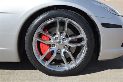 2005 Chevrolet Corvette CONVERTIBLE 6SPD MANUAL 57K LOW MILES NEW TRADE IN   - Photo 30 - Stafford, TX 77477