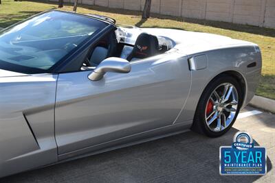 2005 Chevrolet Corvette CONVERTIBLE 6SPD MANUAL 57K LOW MILES NEW TRADE IN   - Photo 9 - Stafford, TX 77477