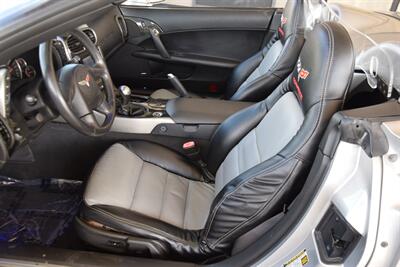 2005 Chevrolet Corvette CONVERTIBLE 6SPD MANUAL 57K LOW MILES NEW TRADE IN   - Photo 26 - Stafford, TX 77477