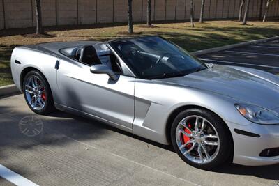 2005 Chevrolet Corvette CONVERTIBLE 6SPD MANUAL 57K LOW MILES NEW TRADE IN   - Photo 6 - Stafford, TX 77477