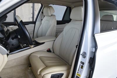 2014 BMW X5 xDrive50i NAV BK/CAM ROOF HTD SEATS FRESH TRADE   - Photo 32 - Stafford, TX 77477