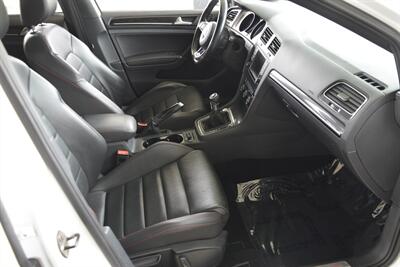 2016 Volkswagen Golf GTI S PERFORMANCE 6SPD MAN LTHR   - Photo 32 - Stafford, TX 77477