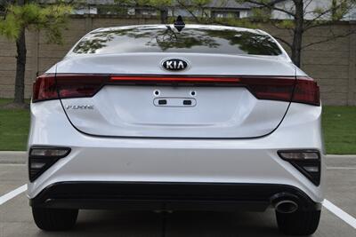 2021 Kia Forte LXS EDITION 65K LOW MILES FRESH TRADE IN CLEAN   - Photo 20 - Stafford, TX 77477