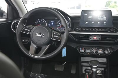 2021 Kia Forte LXS EDITION 65K LOW MILES FRESH TRADE IN CLEAN   - Photo 24 - Stafford, TX 77477