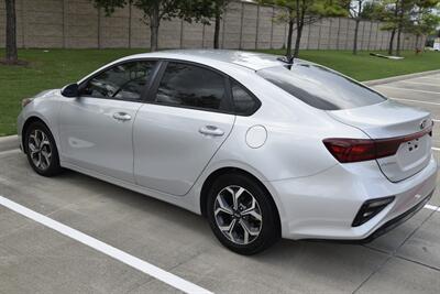 2021 Kia Forte LXS EDITION 65K LOW MILES FRESH TRADE IN CLEAN   - Photo 13 - Stafford, TX 77477