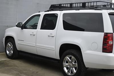 2011 Chevrolet Suburban LT 4X4 LTHR ROOF RACK 8 PASS SEAT CHROME WHLS NICE   - Photo 15 - Stafford, TX 77477