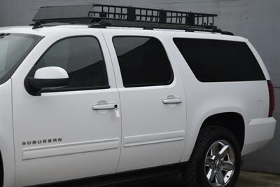 2011 Chevrolet Suburban LT 4X4 LTHR ROOF RACK 8 PASS SEAT CHROME WHLS NICE   - Photo 9 - Stafford, TX 77477