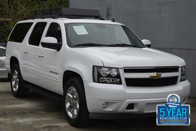 2011 Chevrolet Suburban LT 4X4 LTHR ROOF RACK 8 PASS SEAT CHROME WHLS NICE   - Photo 10 - Stafford, TX 77477