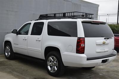 2011 Chevrolet Suburban LT 4X4 LTHR ROOF RACK 8 PASS SEAT CHROME WHLS NICE   - Photo 13 - Stafford, TX 77477