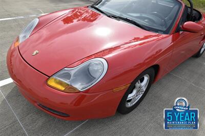2000 Porsche Boxster 5SPD MANUAL w/HARD TOP 49K ORIG MILES FRESH TRADE   - Photo 11 - Stafford, TX 77477