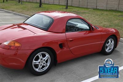 2000 Porsche Boxster 5SPD MANUAL w/HARD TOP 49K ORIG MILES FRESH TRADE   - Photo 17 - Stafford, TX 77477