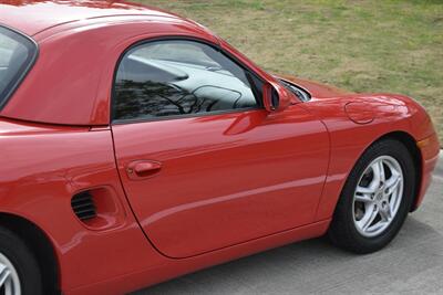 2000 Porsche Boxster 5SPD MANUAL w/HARD TOP 49K ORIG MILES FRESH TRADE   - Photo 19 - Stafford, TX 77477