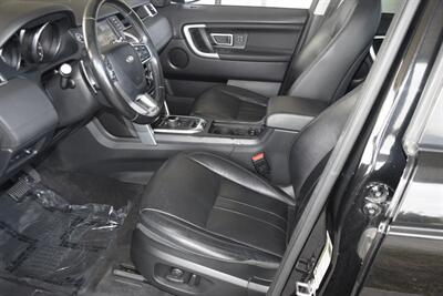2018 Land Rover Discovery Sport HSE PANO ROOF BK/CAM HTD SEATS FRESH TRADE IN   - Photo 30 - Stafford, TX 77477