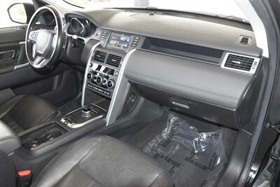 2018 Land Rover Discovery Sport HSE PANO ROOF BK/CAM HTD SEATS FRESH TRADE IN   - Photo 29 - Stafford, TX 77477
