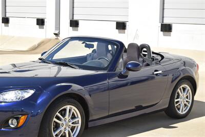 2009 Mazda MX-5 Miata SPORT HARDTOP CONVERTIBLE 5SPD MANUAL NEW TRADE   - Photo 8 - Stafford, TX 77477