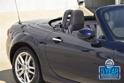 2009 Mazda MX-5 Miata SPORT HARDTOP CONVERTIBLE 5SPD MANUAL NEW TRADE   - Photo 9 - Stafford, TX 77477