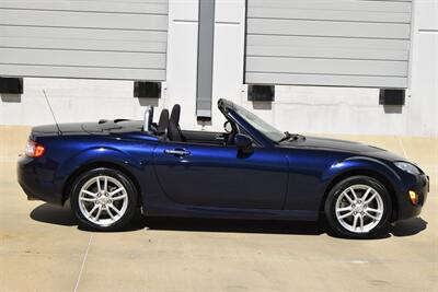 2009 Mazda MX-5 Miata SPORT HARDTOP CONVERTIBLE 5SPD MANUAL NEW TRADE   - Photo 15 - Stafford, TX 77477