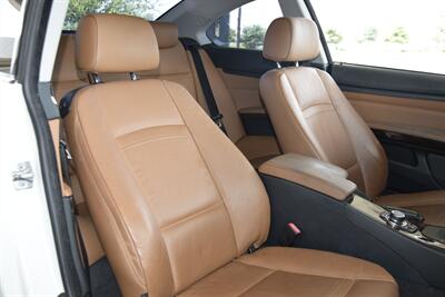 2012 BMW 328i xDrive AWD NAV ROOF HTD STS NEW TRADE IN   - Photo 29 - Stafford, TX 77477
