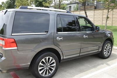 2016 Lincoln Navigator SELECT NAV BK/CAM HWY MILES FRESH TRADE CLEAN   - Photo 16 - Stafford, TX 77477