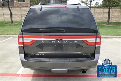 2016 Lincoln Navigator SELECT NAV BK/CAM HWY MILES FRESH TRADE CLEAN   - Photo 19 - Stafford, TX 77477