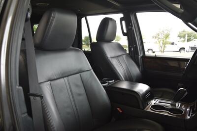 2016 Lincoln Navigator SELECT NAV BK/CAM HWY MILES FRESH TRADE CLEAN   - Photo 33 - Stafford, TX 77477