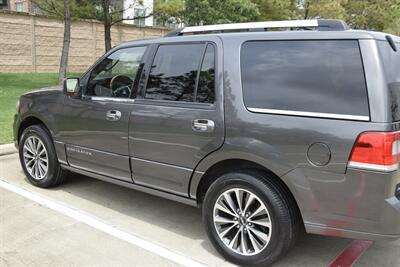 2016 Lincoln Navigator SELECT NAV BK/CAM HWY MILES FRESH TRADE CLEAN   - Photo 15 - Stafford, TX 77477