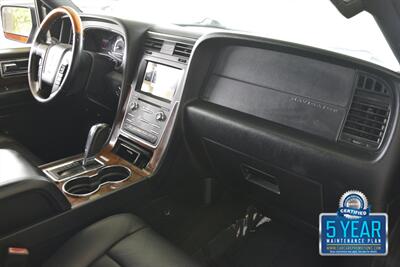2016 Lincoln Navigator SELECT NAV BK/CAM HWY MILES FRESH TRADE CLEAN   - Photo 29 - Stafford, TX 77477