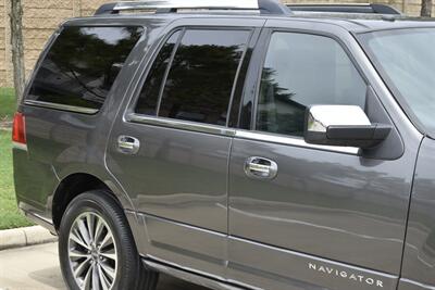 2016 Lincoln Navigator SELECT NAV BK/CAM HWY MILES FRESH TRADE CLEAN   - Photo 8 - Stafford, TX 77477