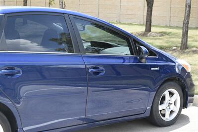 2013 Toyota Prius V LOADED LTHR HTD STS BK/CAM FRESH TRADE IN   - Photo 21 - Stafford, TX 77477