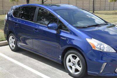 2013 Toyota Prius V LOADED LTHR HTD STS BK/CAM FRESH TRADE IN   - Photo 6 - Stafford, TX 77477