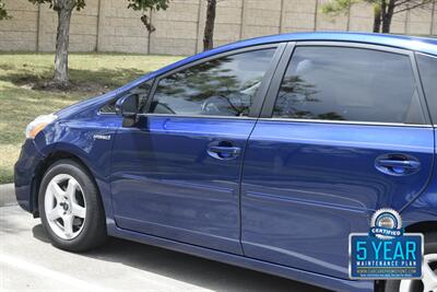 2013 Toyota Prius V LOADED LTHR HTD STS BK/CAM FRESH TRADE IN   - Photo 20 - Stafford, TX 77477