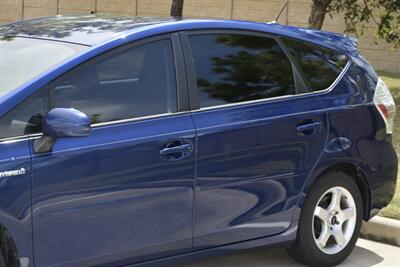 2013 Toyota Prius V LOADED LTHR HTD STS BK/CAM FRESH TRADE IN   - Photo 9 - Stafford, TX 77477